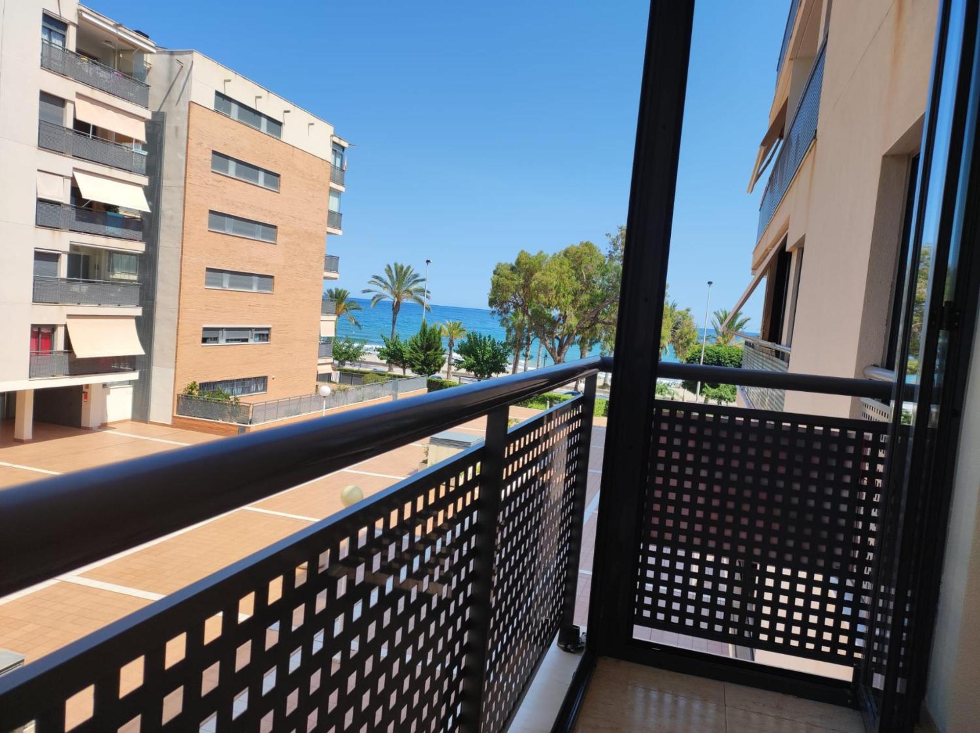 Precioso Apartamento Con Vistas Al Mar Benicassim Exterior photo